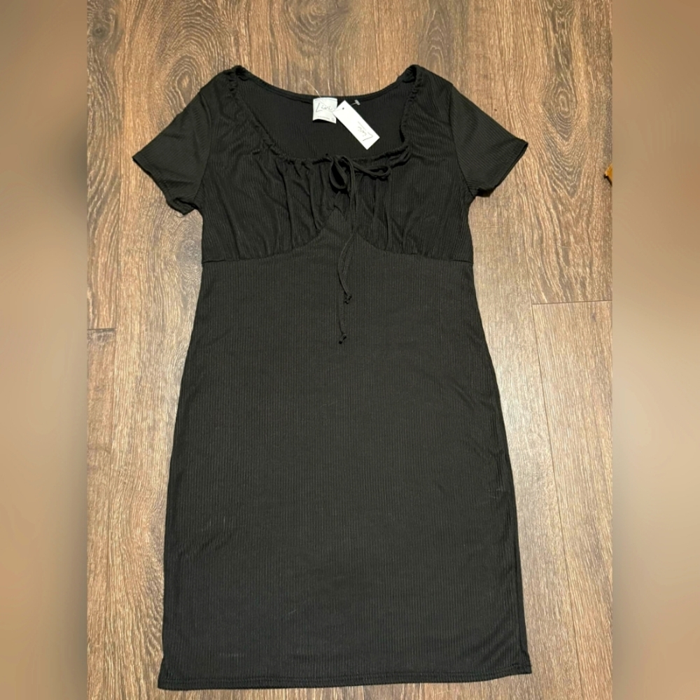 Livi black dress size LARGE, NWT